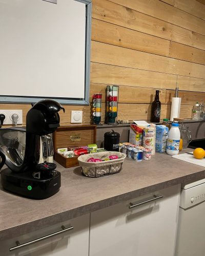 fa074720-57fa-4361-9e6c-f4ff15cc73c0